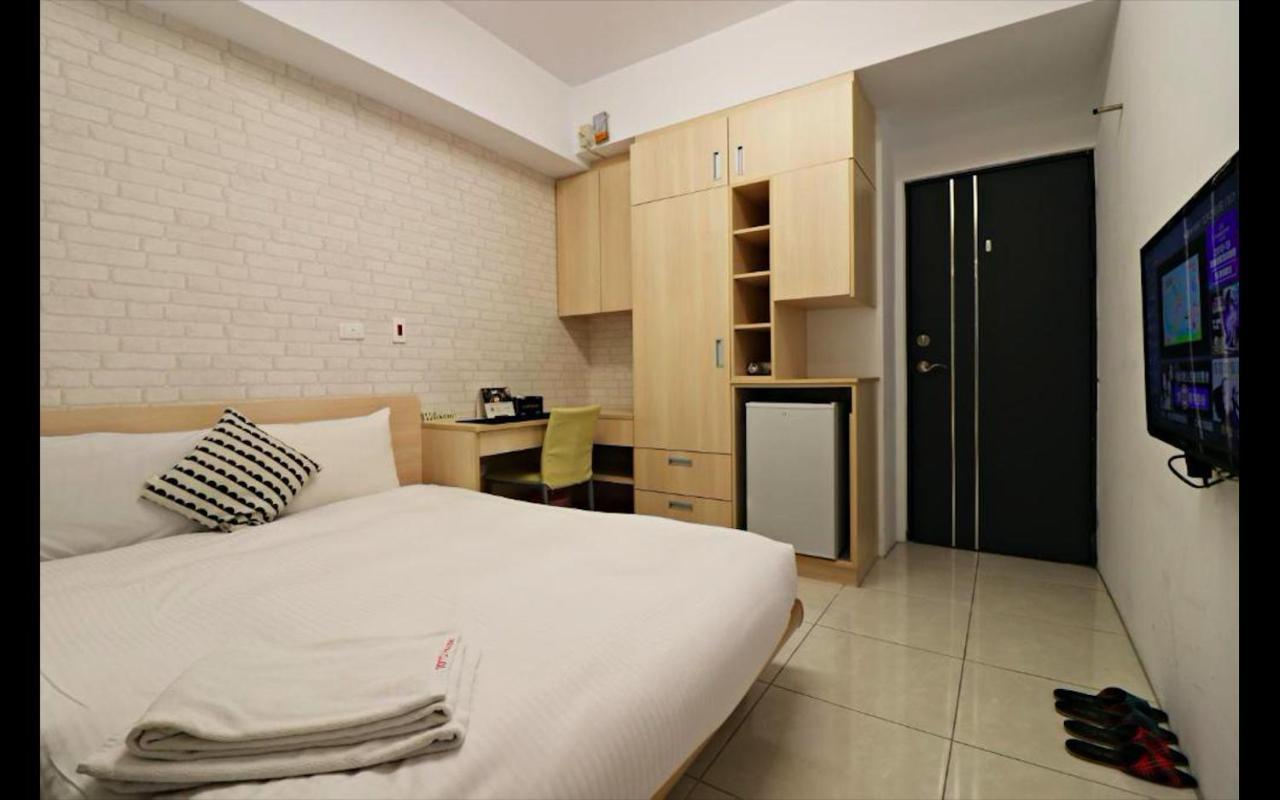 Story Of Lane Apartment Тайджун Екстериор снимка
